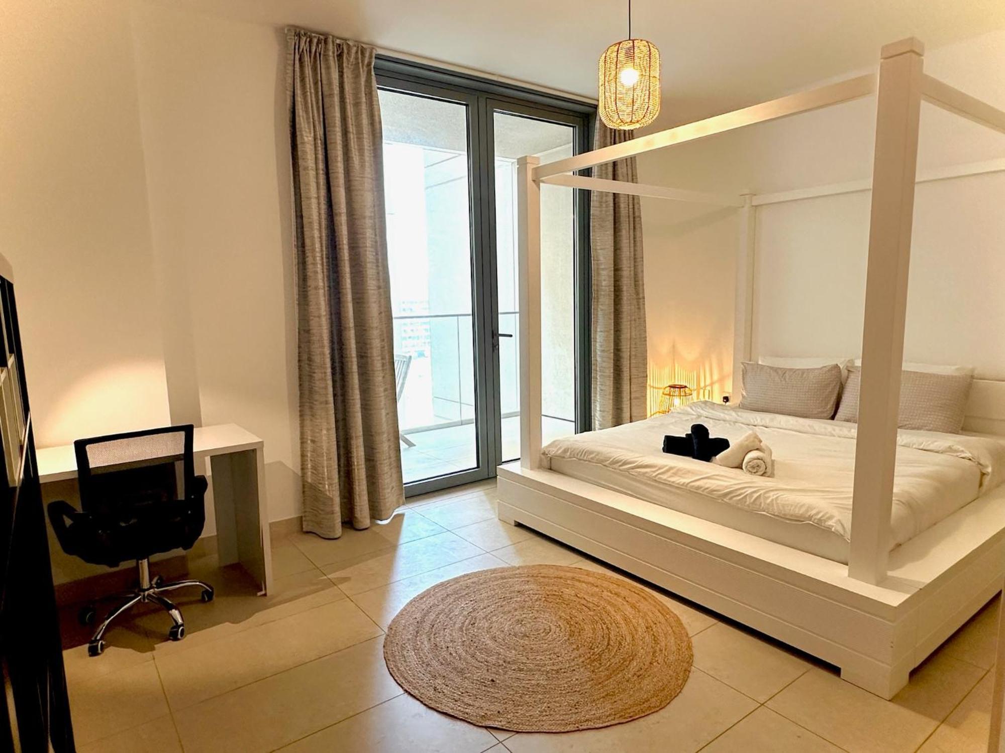 Apartamento 2br - Al Zeina Community, Al Raha - 5 Minutes From Zayed Int'l Airport, Yas Island, Etihad Arena, Etihad Park *