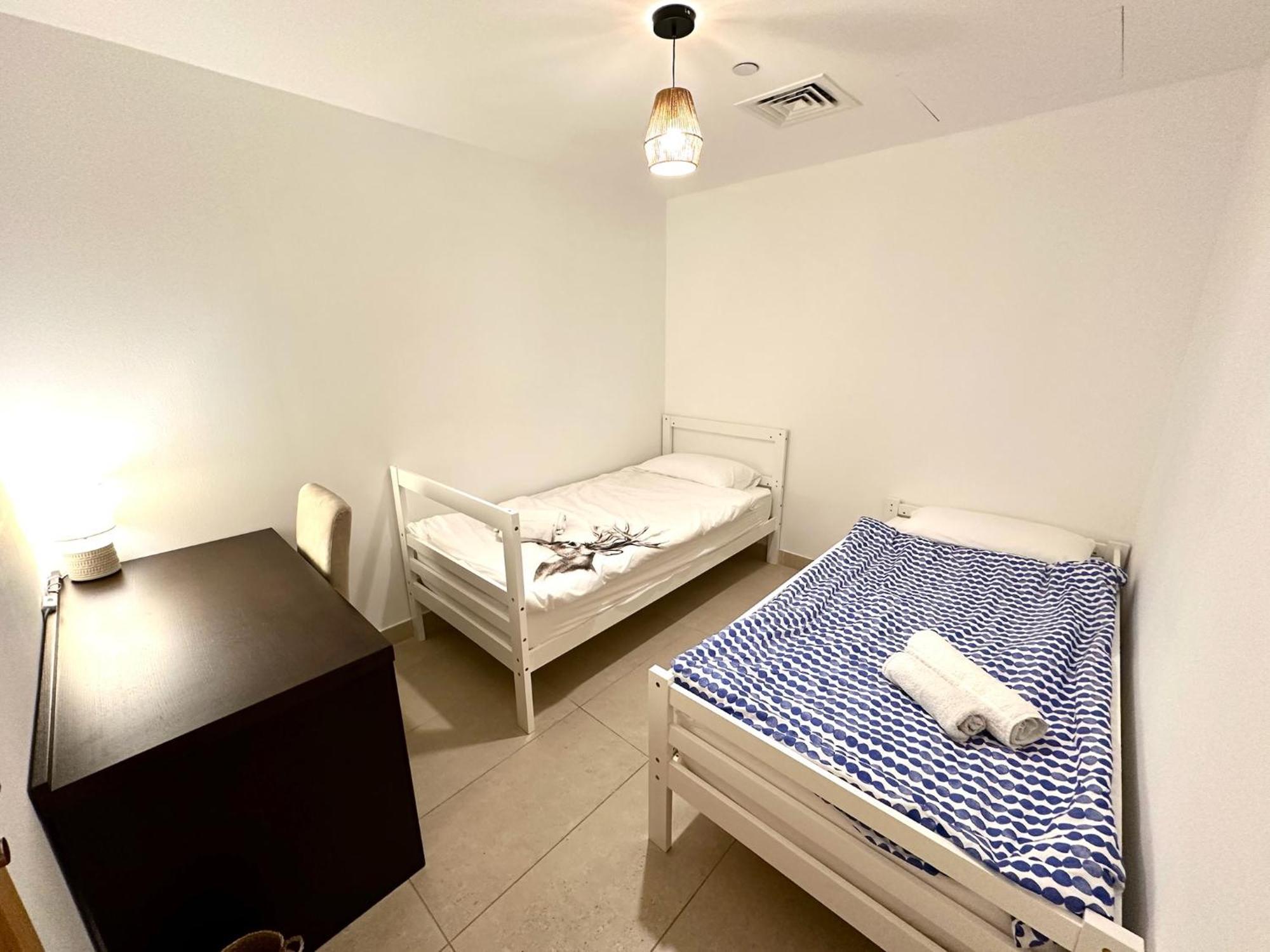 2br - Al Zeina Community, Al Raha - 5 Minutes From Zayed Int'l Airport, Yas Island, Etihad Arena, Etihad Park Apartment