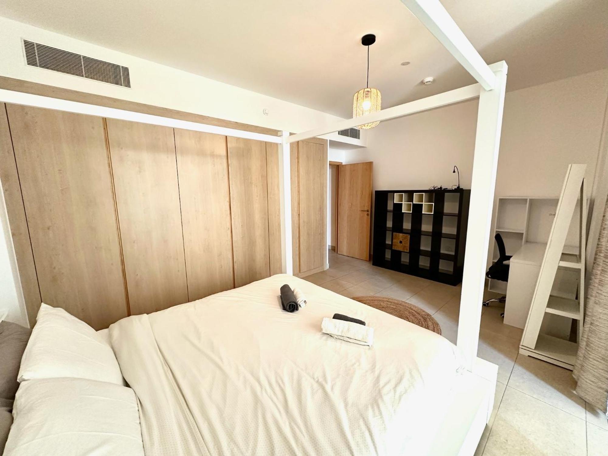 2br - Al Zeina Community, Al Raha - 5 Minutes From Zayed Int'l Airport, Yas Island, Etihad Arena, Etihad Park